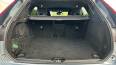 Volvo Xc60 2.0 B4D R DESIGN 5dr AWD Geartronic Diesel Estate